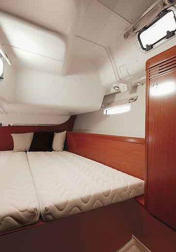Book yachts online - sailboat - Oceanis 40 - Nar - rent