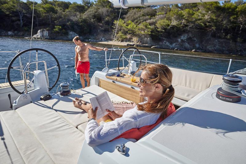 Book yachts online - sailboat - Sun Odyssey 440 - Celtic Breeze - rent