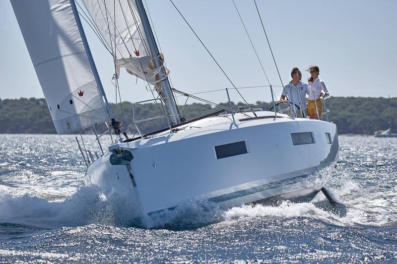 Book yachts online - sailboat - Sun Odyssey 440 - Celtic Breeze - rent
