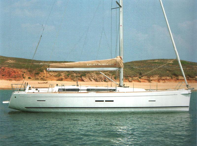 Book yachts online - sailboat - Dufour 450 GL - Dans - rent
