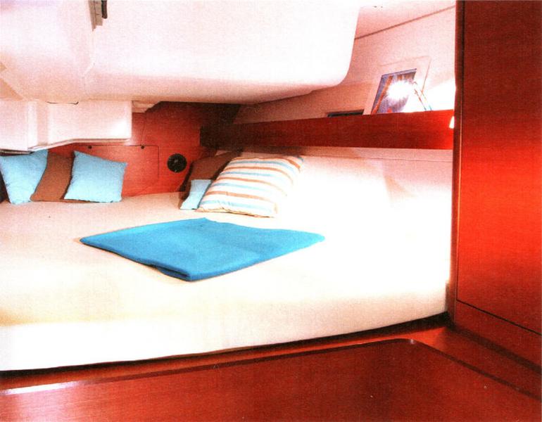 Book yachts online - sailboat - Dufour 450 GL - Dans - rent