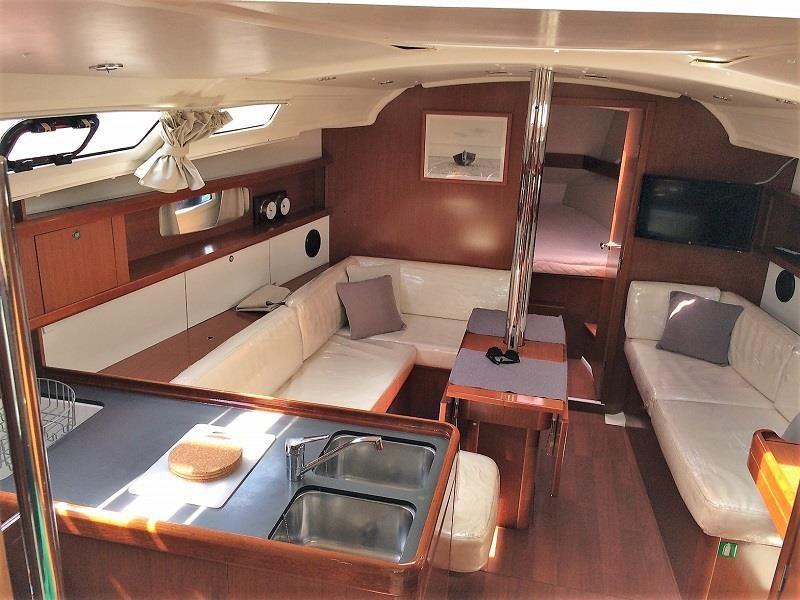 Book yachts online - sailboat - Oceanis 37 - Stardust - rent