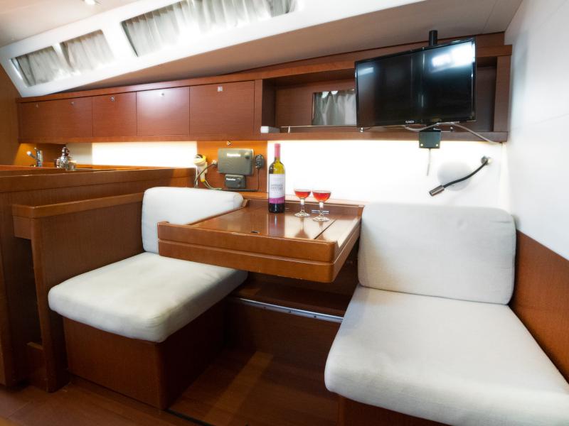 Book yachts online - sailboat - Oceanis 41 - Liberta - rent