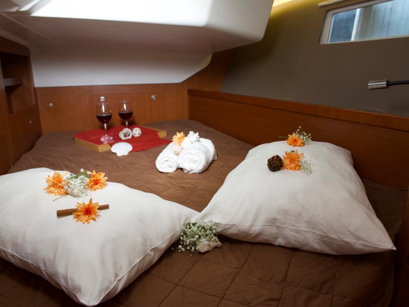 Book yachts online - sailboat - Oceanis 41 - Liberta - rent