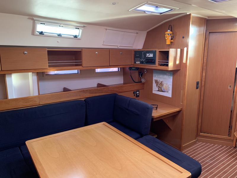 Book yachts online - sailboat - Bavaria Cruiser 45 - Nireas - rent