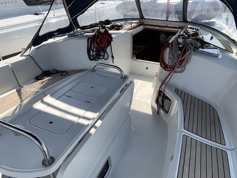 Book yachts online - sailboat - Sun Odyssey 44 i - Anastasia - rent