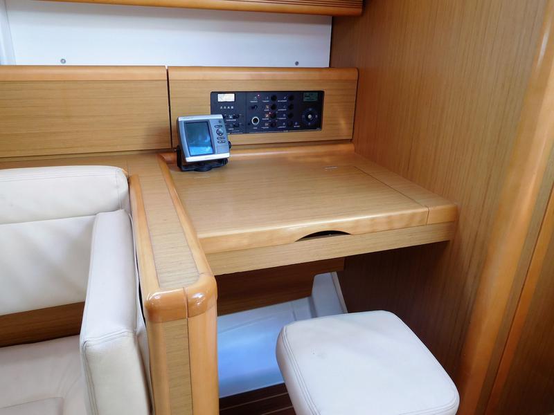 Book yachts online - sailboat - Sun Odyssey 44 i - Anastasia - rent