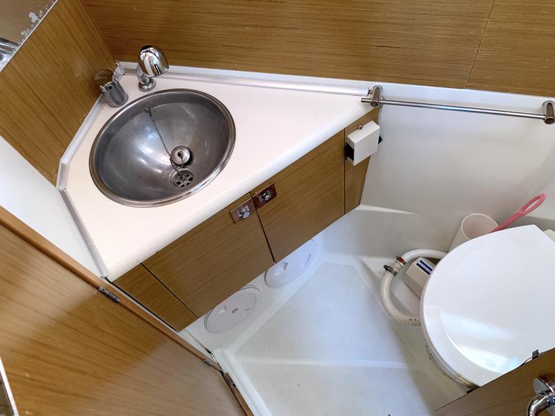 Book yachts online - sailboat - Sun Odyssey 44 i - Anastasia - rent