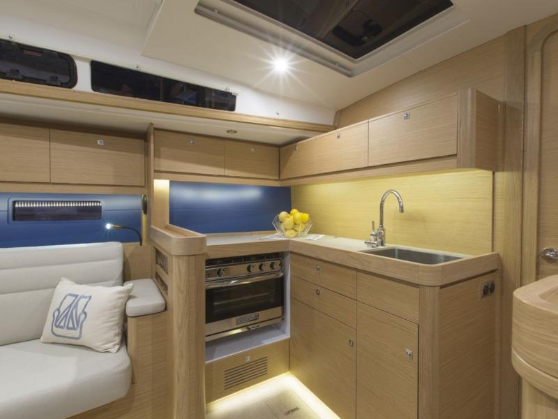 Book yachts online - sailboat - Dufour 460 Grand Large (5 cab) - Salted Caramel - rent