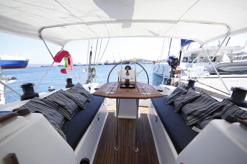 Book yachts online - sailboat - Hanse 400e - Achinos - rent