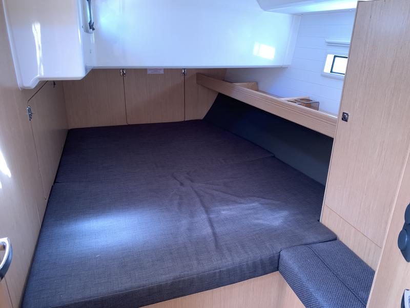 Book yachts online - sailboat - Bavaria Cruiser 46 - Oceanos - rent