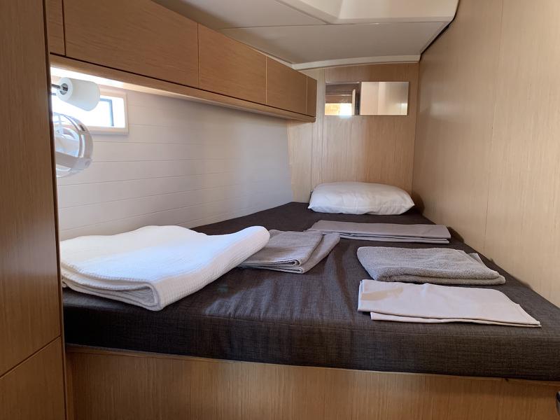 Book yachts online - sailboat - Bavaria Cruiser 46 - Oceanos - rent