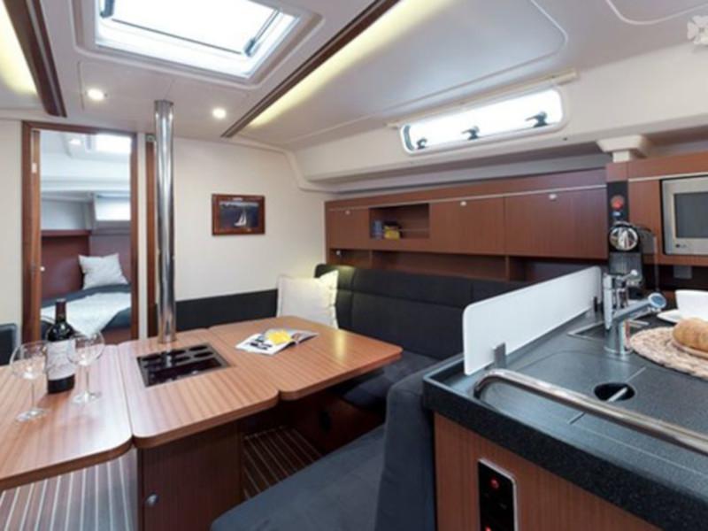Book yachts online - sailboat - Hanse 385 - Thetis - rent