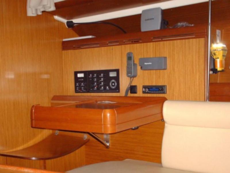 Book yachts online - sailboat - Sun Odyssey 42 i - Flora - rent