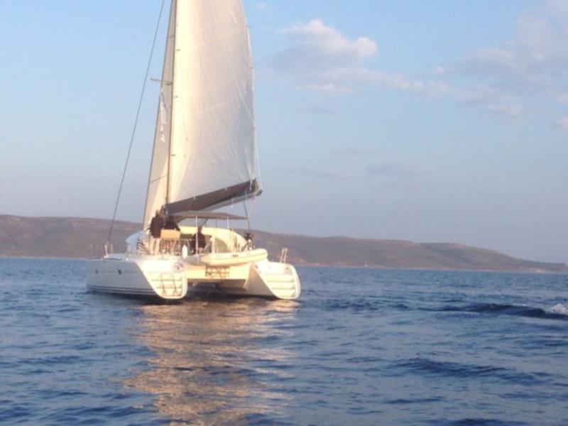 Book yachts online - catamaran - Lagoon 380 - Achilleas - rent