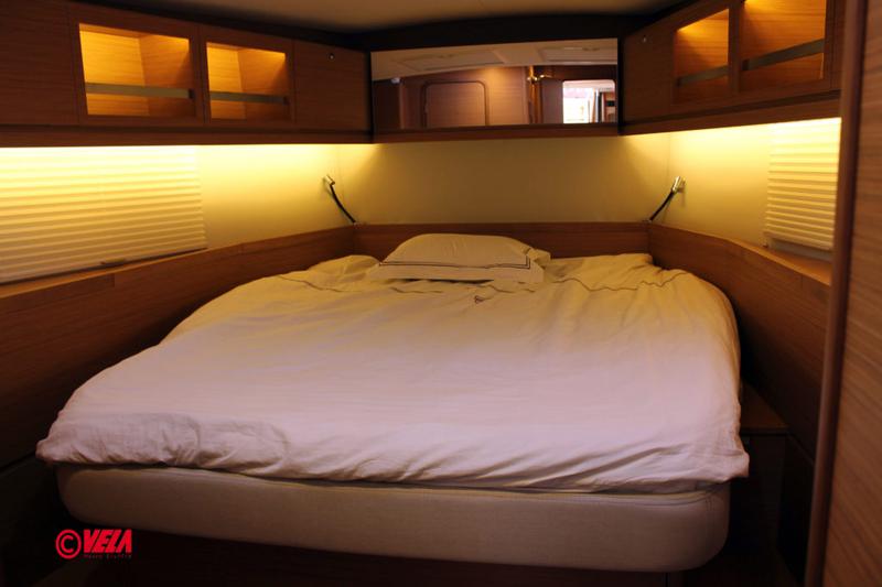 Book yachts online - sailboat - Dufour 520 Grand Large - Euribia - rent