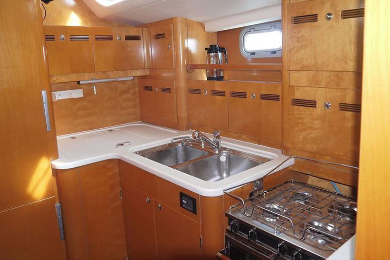 Book yachts online - sailboat - CNB 64 - Wild Salmon - rent