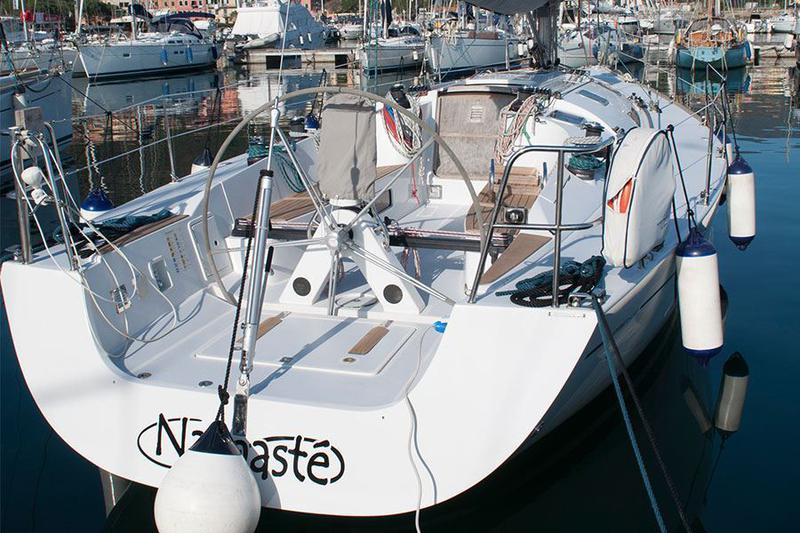 Book yachts online - sailboat - Comet 41s - Namaste - rent