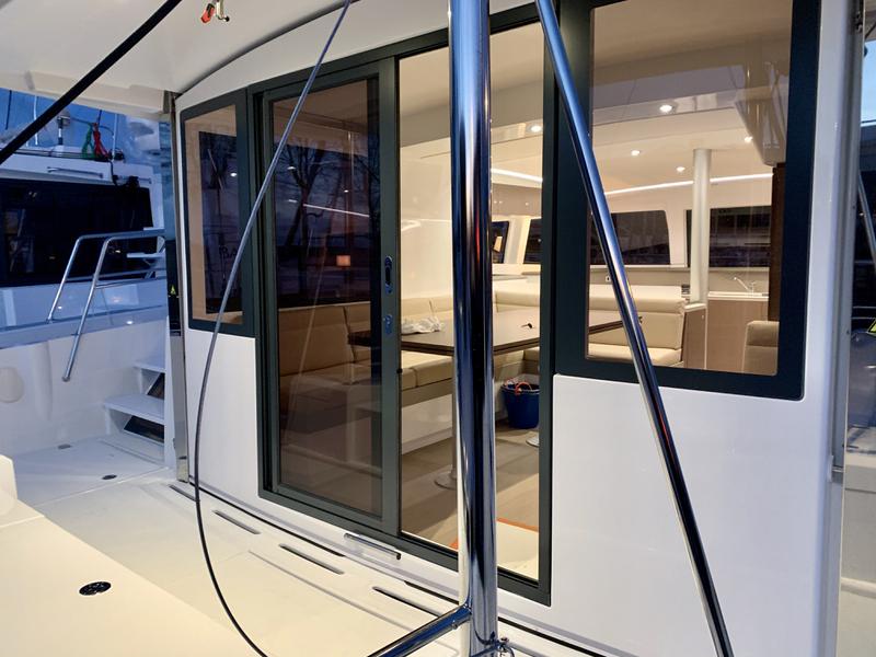 Book yachts online - catamaran - Bali 4.1 (watermaker) - Summertime (WM, Inverter) - rent