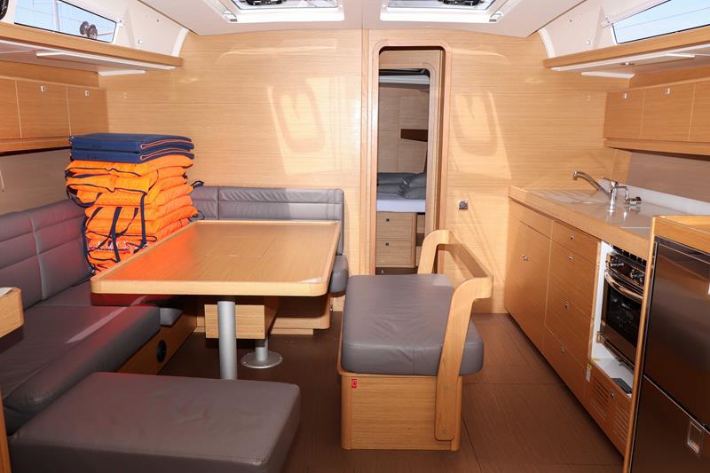 Book yachts online - sailboat - Dufour 460 Grand Large - Eva   - rent
