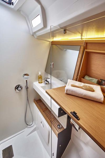 Book yachts online - sailboat - Sun Odyssey 440 - Ana   - rent