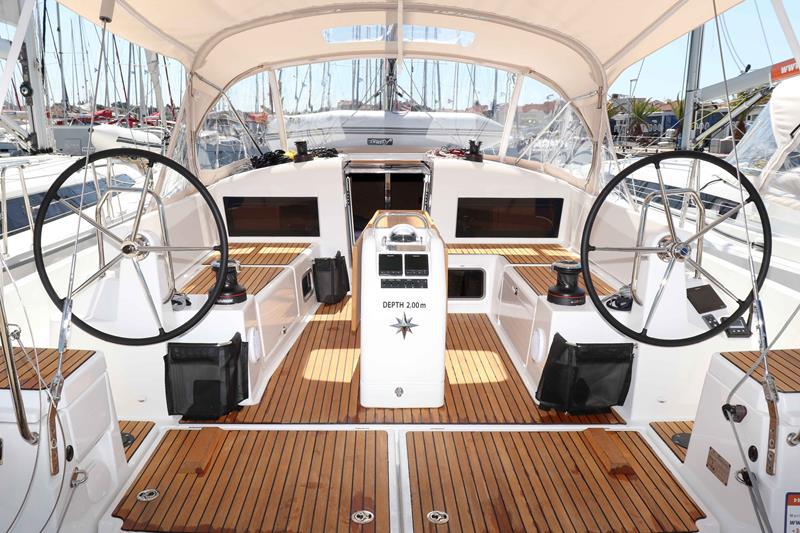Book yachts online - sailboat - Sun Odyssey 440 - Ana   - rent