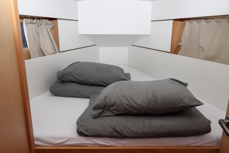 Book yachts online - sailboat - Oceanis 35.1 - Aquarius  - rent
