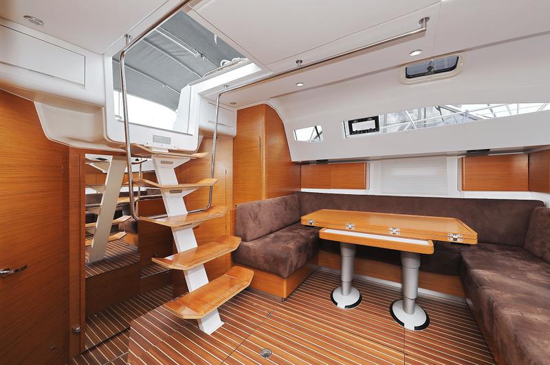Book yachts online - sailboat - Elan 494 Impression - Luna VI  - rent