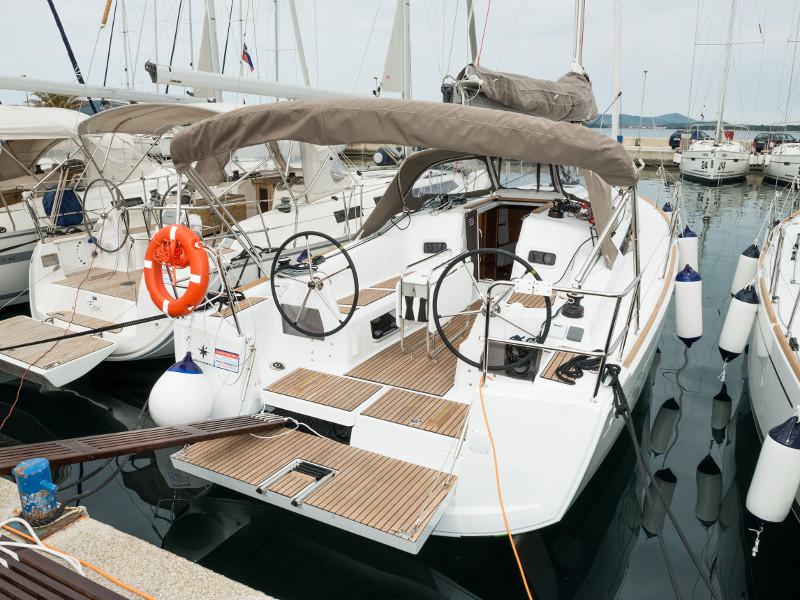 Book yachts online - sailboat - Sun Odyssey 349 - Popeye - rent