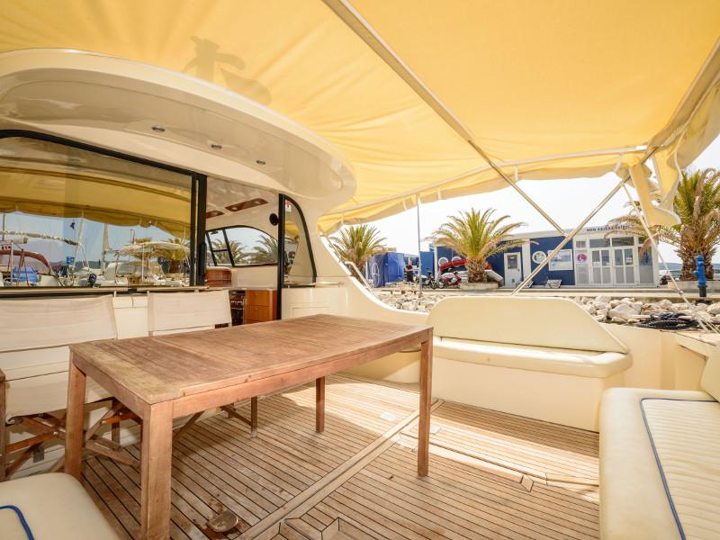 Book yachts online - motorboat - Adriana 44 - Stone Haven - rent
