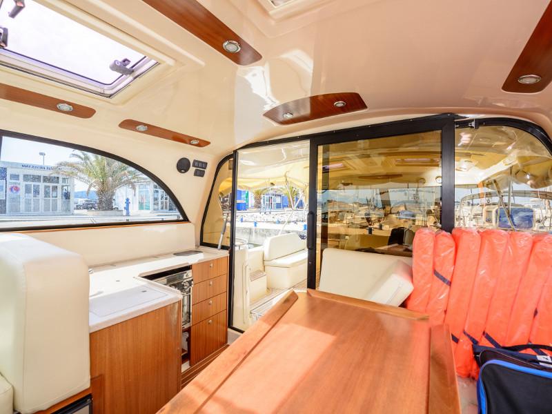 Book yachts online - motorboat - Adriana 44 - Stone Haven - rent