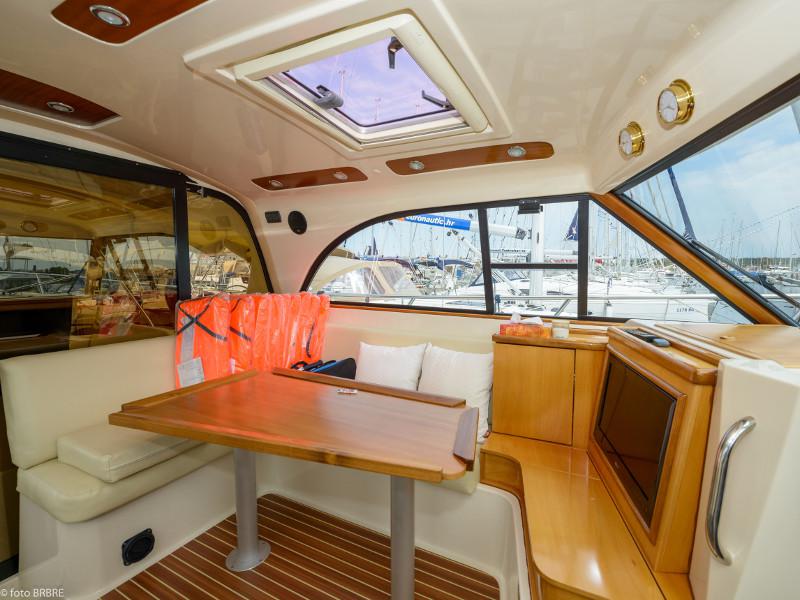 Book yachts online - motorboat - Adriana 44 - Stone Haven - rent