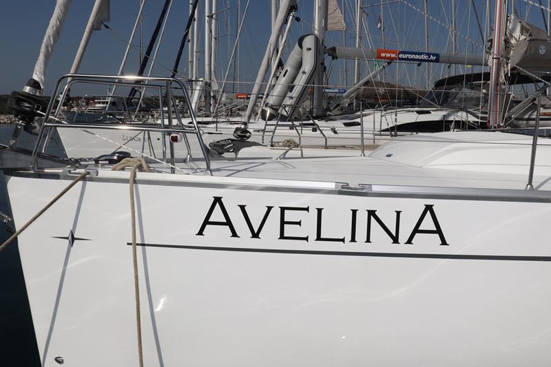Book yachts online - sailboat - Bavaria Cruiser 46. - Avelina - rent