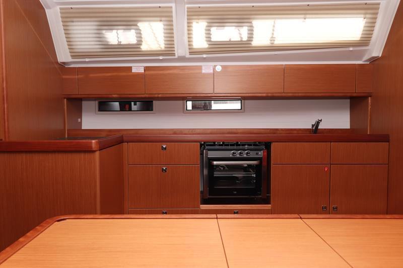 Book yachts online - sailboat - Bavaria Cruiser 46. - Avelina - rent