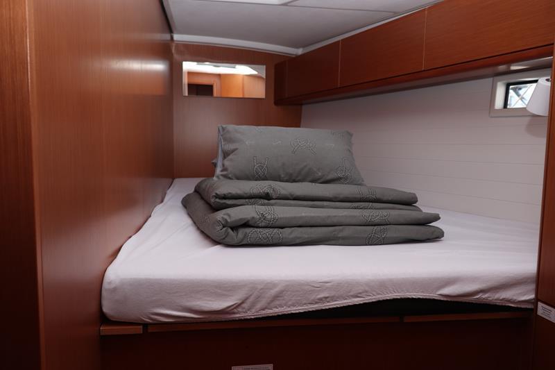 Book yachts online - sailboat - Bavaria Cruiser 46. - Avelina - rent