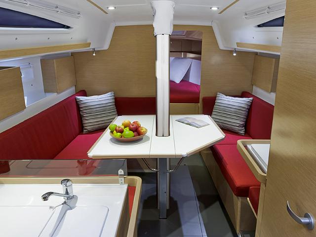 Book yachts online - sailboat - Elan 350 - Whiskey - rent