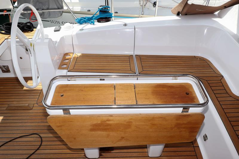 Book yachts online - sailboat - Elan 45 Impression - Goldfinger  - rent