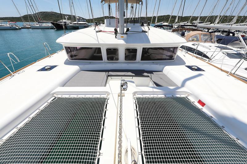 Book yachts online - catamaran - Lagoon 450 - Paula &amp; Hana - rent