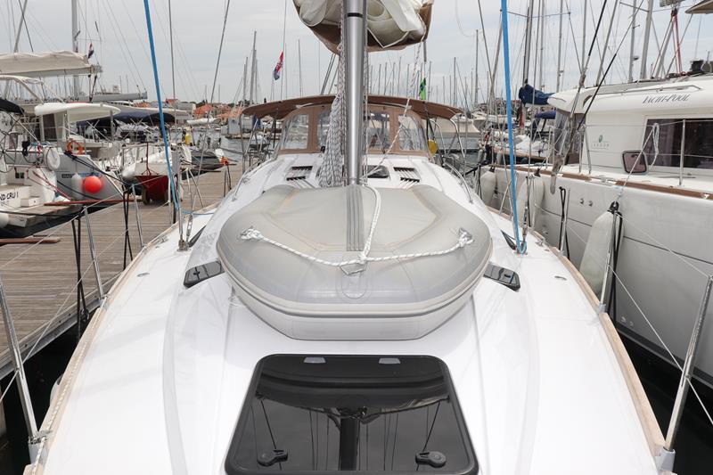 Book yachts online - sailboat - Elan 45 Impression - Her Majesty  - rent