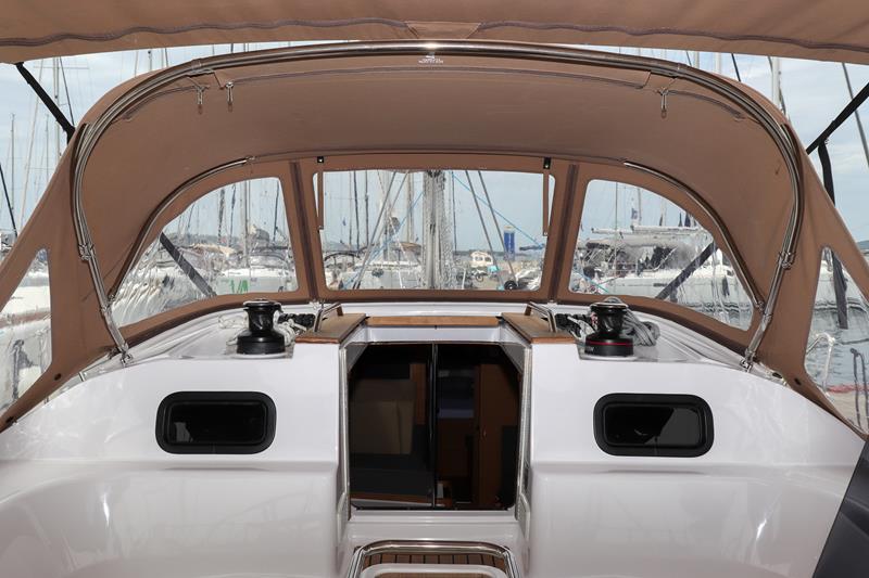 Book yachts online - sailboat - Elan 45 Impression - Her Majesty  - rent