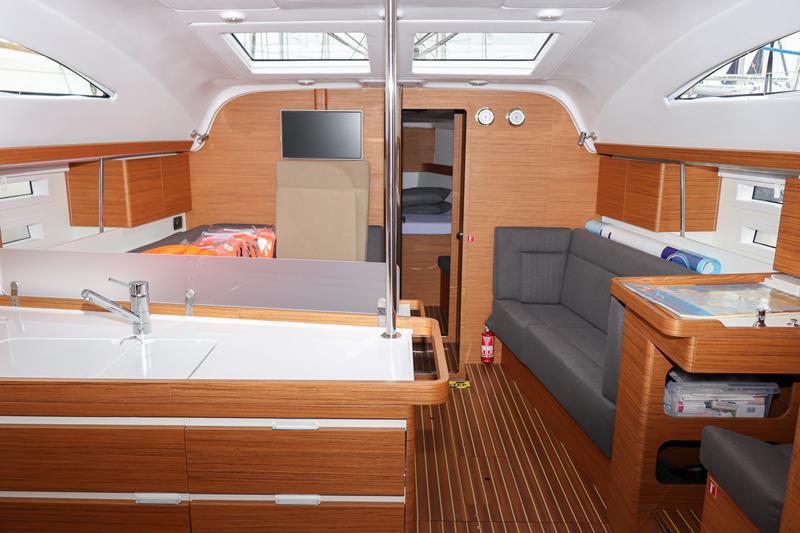Book yachts online - sailboat - Elan 45 Impression - Her Majesty  - rent