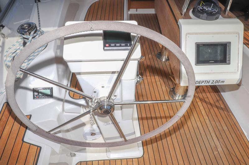Book yachts online - sailboat - Bavaria Cruiser 34 - 3 cab - Aria  - rent