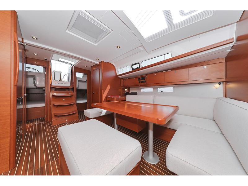 Book yachts online - sailboat - Dufour 460 Grand Large - 5 cabins - WindyLife  - rent
