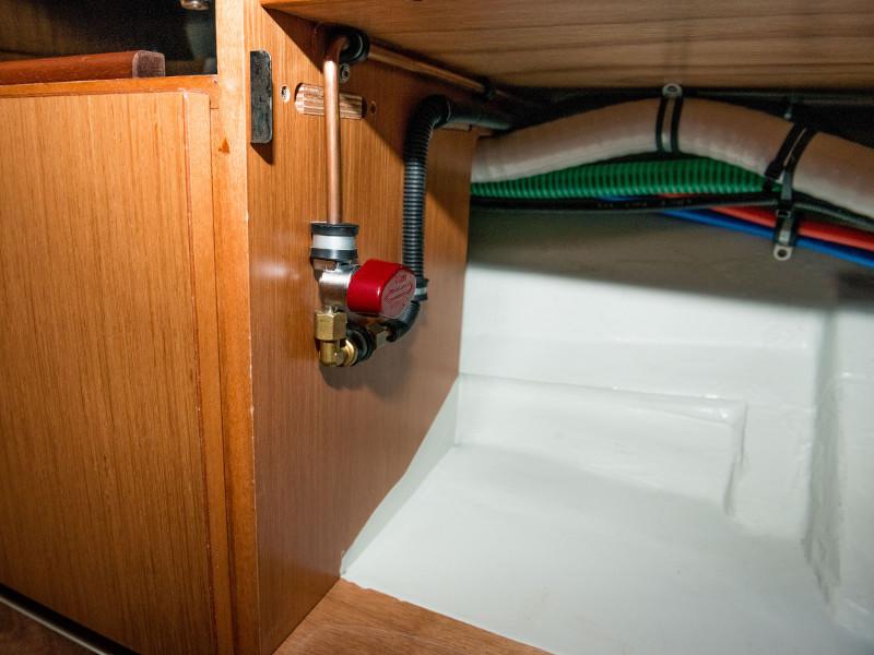 Book yachts online - sailboat - Bavaria Cruiser 37 - Rea - rent