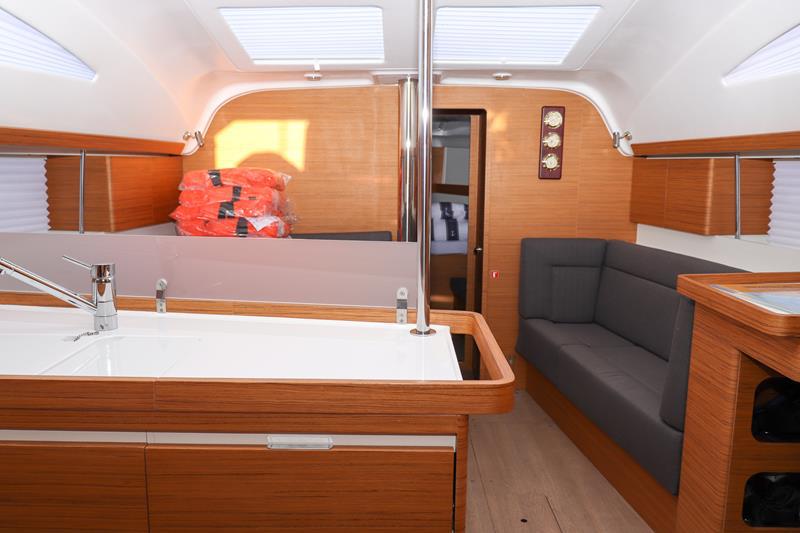Book yachts online - sailboat - Elan 45 Impression - Indiana - rent