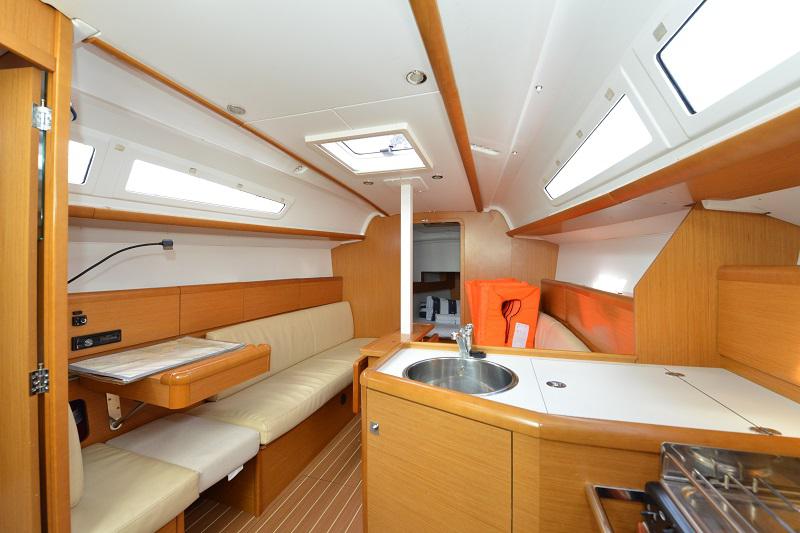 Book yachts online - sailboat - Sun Odyssey 33i - Cima   - rent