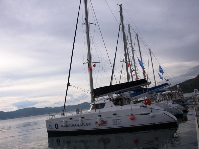 Book yachts online - catamaran - Belize 43 Q - The Big Easy - rent