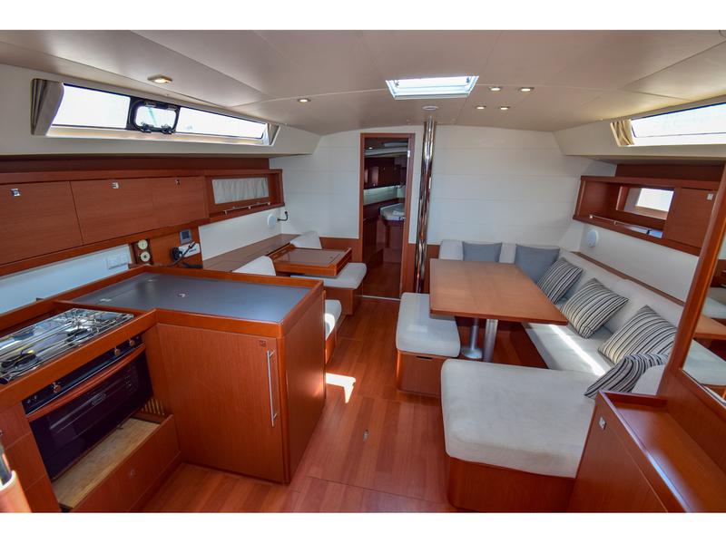 Book yachts online - sailboat - Oceanis 45 - Tayanita - rent