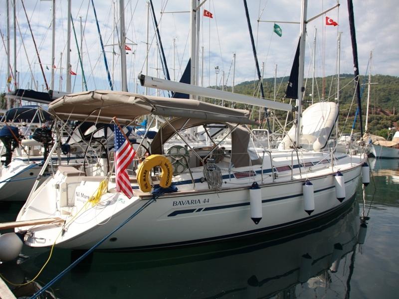 Book yachts online - sailboat - Bavaria 44 - Nil Mare - rent