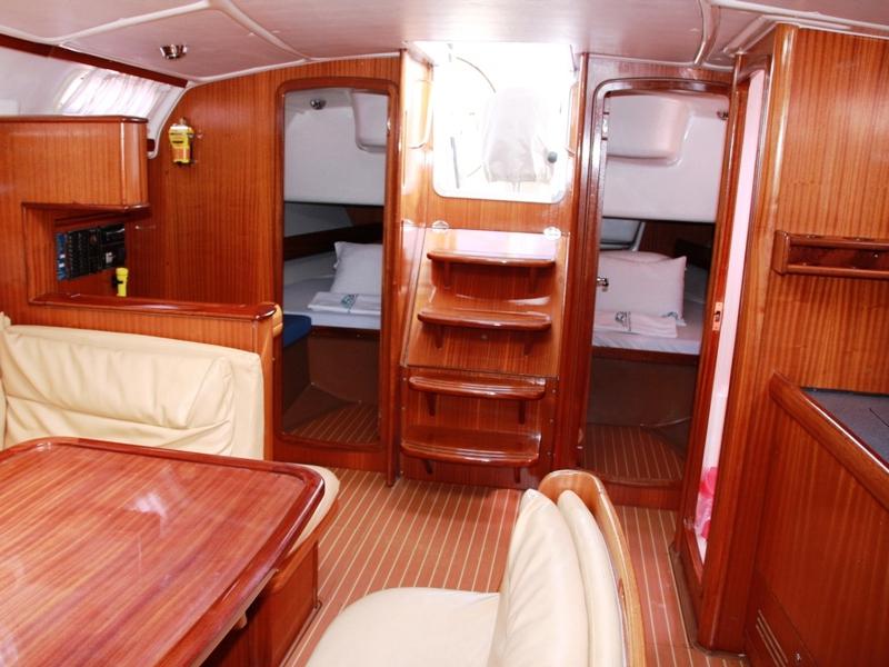 Book yachts online - sailboat - Bavaria 44 - Nil Mare - rent